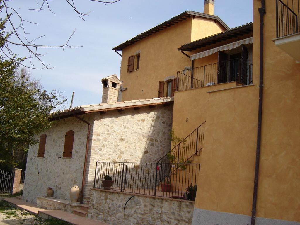 Casale Del Monsignore Spoleto Ngoại thất bức ảnh